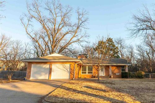 2119 N Glenwood Dr, Stillwater, OK, 74075-2810 | Card Image