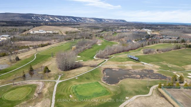 172 Escarpment Cres, Condo with 2 bedrooms, 1 bathrooms and 1 parking in Collingwood ON | Image 23