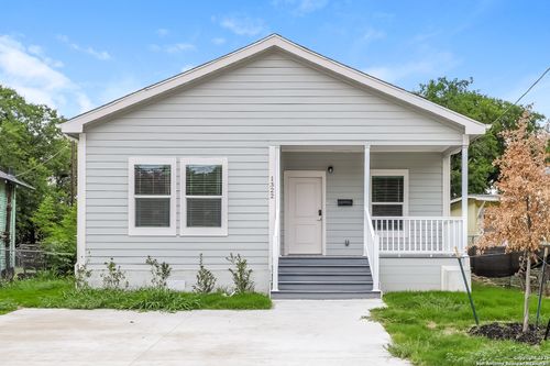 326 Benetton Dr, San Antonio, TX, 78253-9213 | Card Image