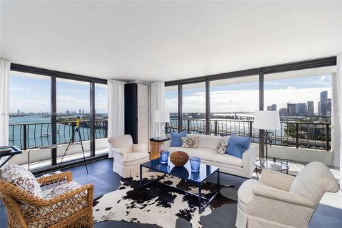 apt-20a-555 Ne 15th St, Miami, FL, 33132-1403 | Card Image