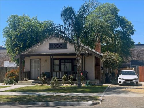 323 S Harvard St, Hemet, CA, 92543-5949 | Card Image