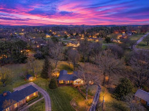 8012 Knoll Ct, Brentwood, TN, 37027-7012 | Card Image