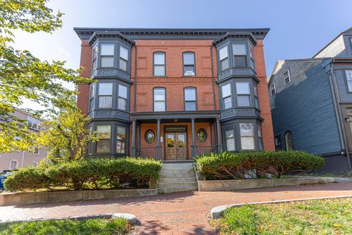 2-48 State St, Portland, ME, 04101-3733 | Card Image