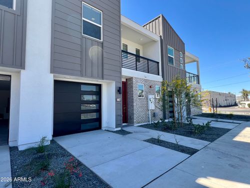 1017 E Pasadena Ave, Phoenix, AZ, 85014-3227 | Card Image