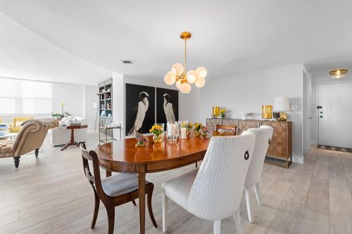 402-1801 S Flagler Dr, West Palm Beach, FL, 33401-7349 | Card Image