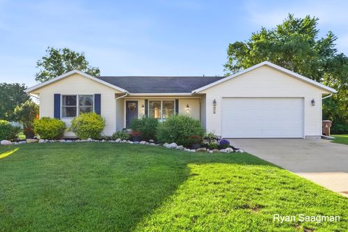 312 Maizie Ln, Sparta, MI, 49345-1472 | Card Image