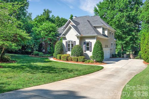 1744 Brawley School Rd, Mooresville, NC, 28117-7085 | Card Image