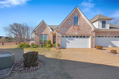 99 Emerald Ridge Cv, Jackson, TN, 38305-1592 | Card Image