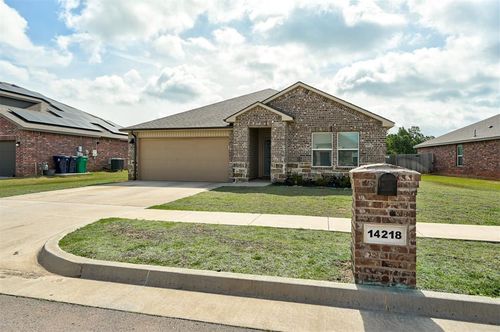 14218 Babbling Brook Dr, Piedmont, OK, 73078-7845 | Card Image