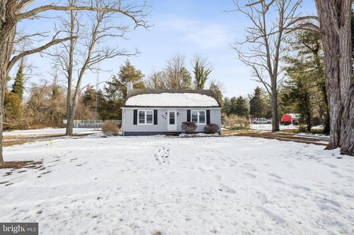 530 Main St, LEESBURG, NJ, 08327-3002 | Card Image