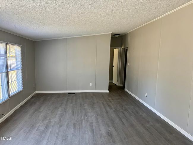 Family Room | Image 16