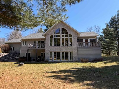 N6921 Sandstone Dr, Mauston, WI, 53948-9448 | Card Image