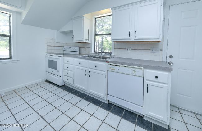 5707 Caratoke Hwy, House other with 3 bedrooms, 2 bathrooms and null parking in Poplar Branch NC | Image 32