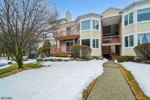 apt-2a-69 Turnberry Rd, Little Falls, NJ, 07424-1689 | Card Image