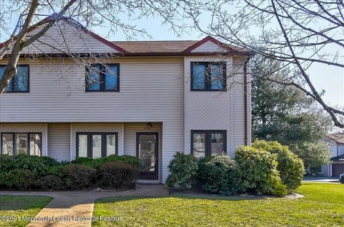 291 Plum Dr, Marlboro, NJ, 07746-1873 | Card Image