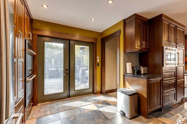 70 Mayfair Rd Sw, House detached with 3 bedrooms, 4 bathrooms and 3 parking in Calgary AB | Image 11