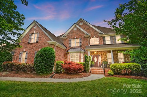 5916 Four Wood Dr, Matthews, NC, 28104-2288 | Card Image