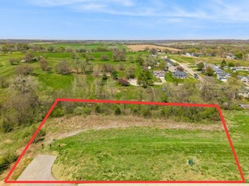 320 Hudson Avenue, Van Meter, IA, 50261 | Card Image