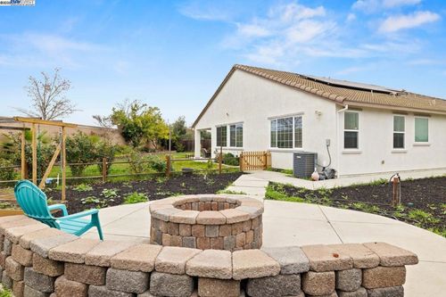 917 Talaria Ct, Oakley, CA, 94561-5085 | Card Image