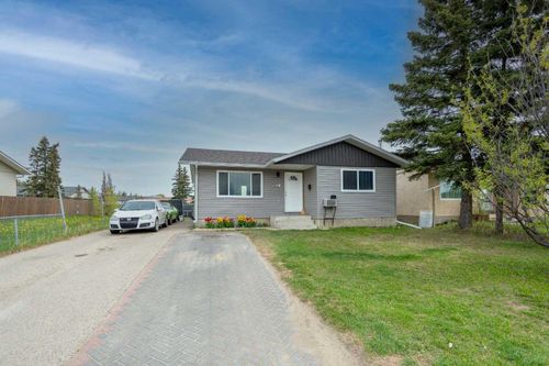 7677 Patterson Dr, Grande Prairie, AB, T8V3Z4 | Card Image
