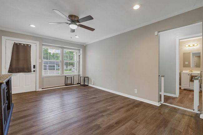 203 Olive St, House other with 3 bedrooms, 3 bathrooms and null parking in Waxahachie TX | Image 8
