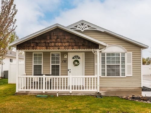 137 700, Spanish Fork, UT, 84660-3300 | Card Image