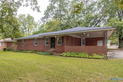 1403 5th Avenue Sw, House other with 3 bedrooms, 1 bathrooms and null parking in Decatur AL | Image 2