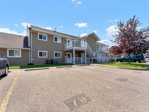 78 Northlands Lane Ne, Medicine Hat, AB, T1C0A8 | Card Image