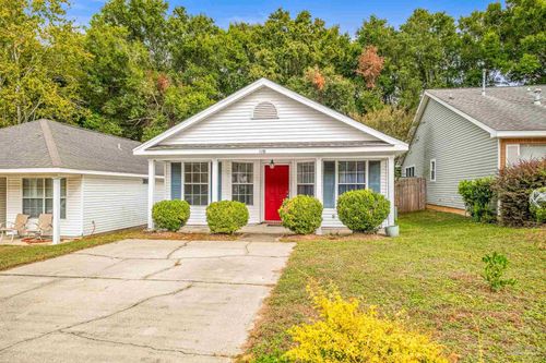 110 Wildflower Ln, Pensacola, FL, 32514-6655 | Card Image