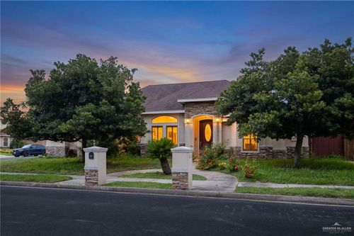1204 Manzano St, Edinburg, TX, 78539-6194 | Card Image