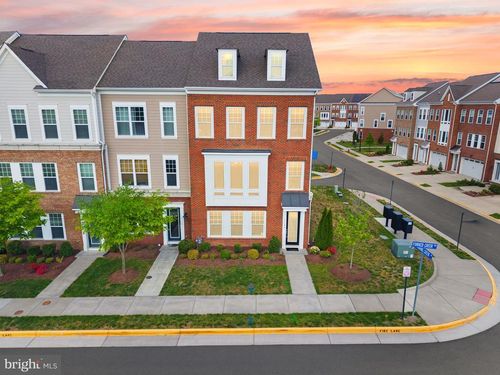 19304 Forked Creek Ter, Leesburg, VA, 20175-4772 | Card Image