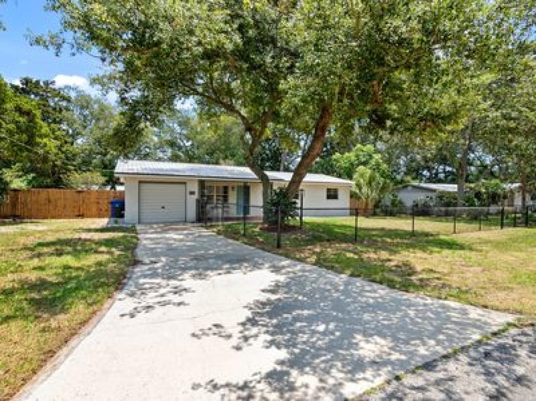 Gentian Rd, Street Augustine, FL 32086