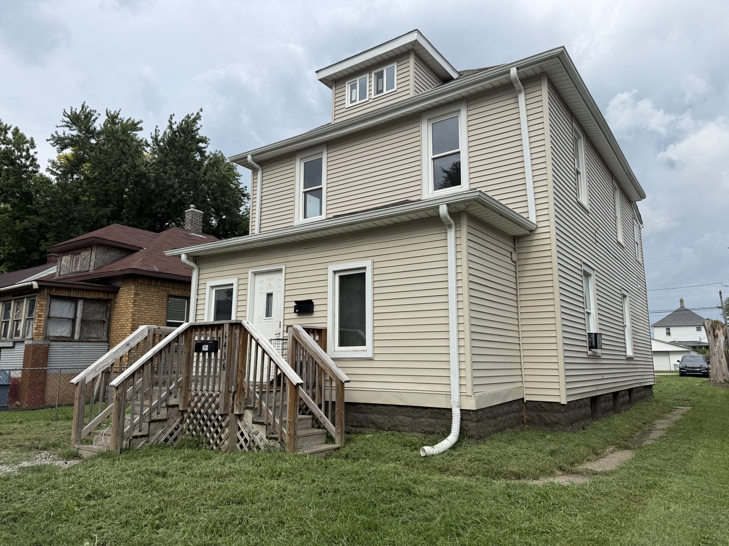 Residential Income in East Moline 3