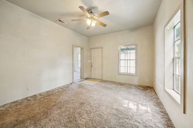 1000 E Brin St, House other with 2 bedrooms, 1 bathrooms and null parking in Terrell TX | Image 4