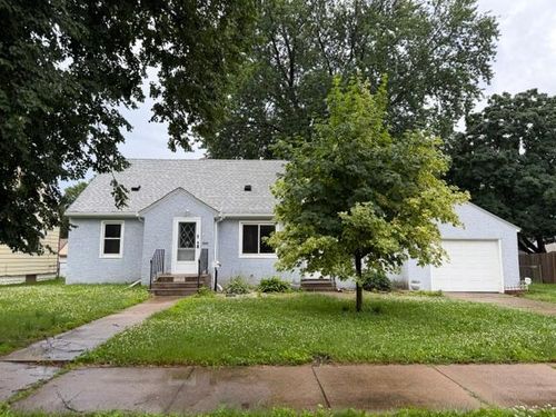 132 Richmond St E, South Saint Paul, MN, 55075-3209 | Card Image
