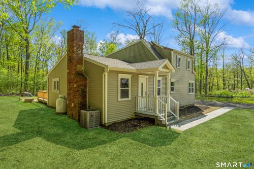 13 Jeanette St, Monroe, CT, 06468-2353 | Card Image