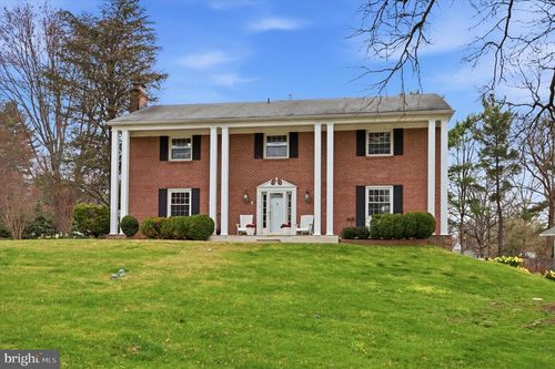 560 Watford Ln, BERWYN, PA, 19312-1774 | Card Image
