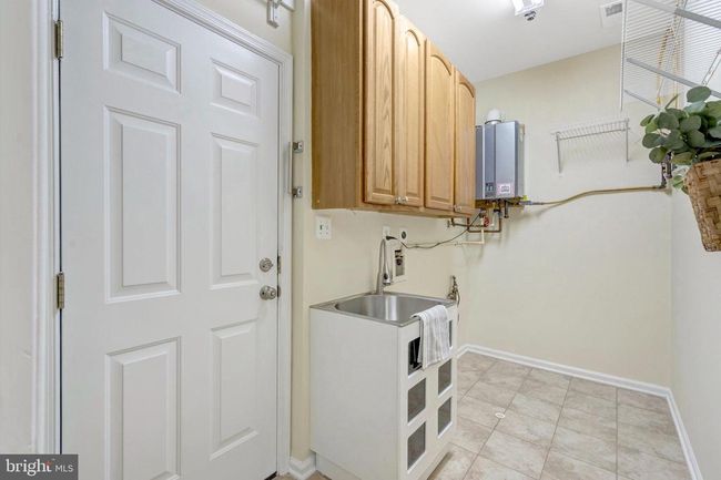 13717 Currant Loop, Townhouse with 3 bedrooms, 3 bathrooms and null parking in GAINESVILLE VA | Image 8