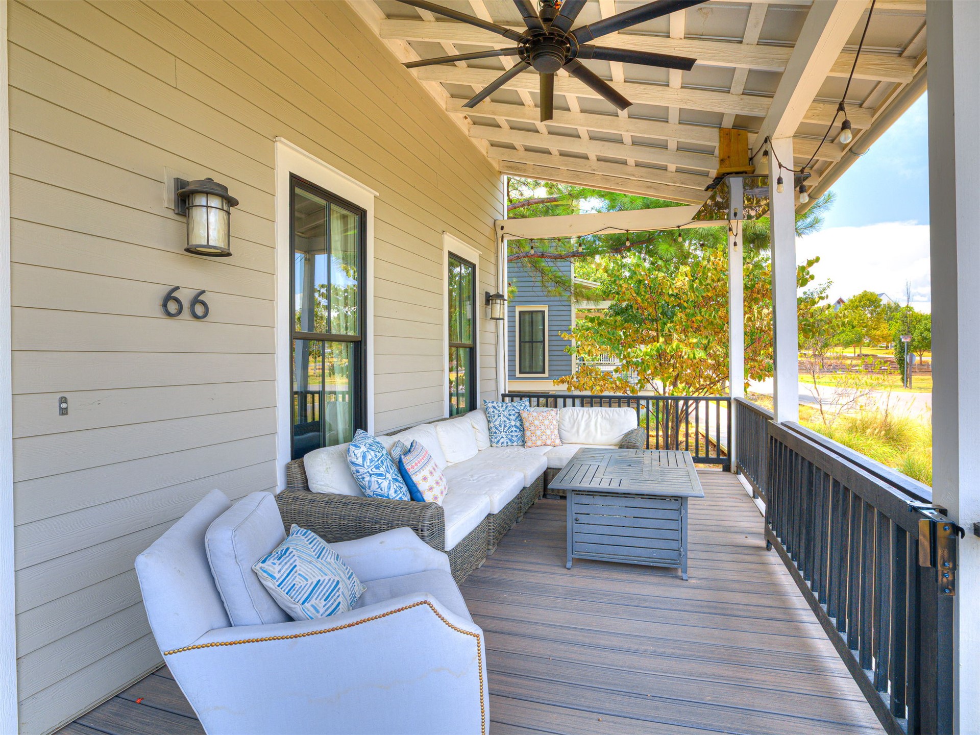 Residential in Carlton Landing 4