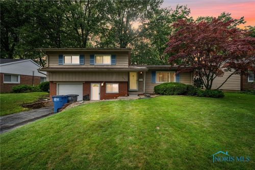 6031 Benalex Dr, Toledo, OH, 43612-4442 | Card Image