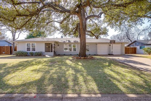 4221 Whitfield Avenue, Fort Worth, TX, 76109 | Card Image