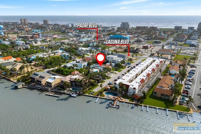 A - 212 W Acapulco St, Townhouse with 3 bedrooms, 3 bathrooms and 2 parking in South Padre Island TX | Image 35