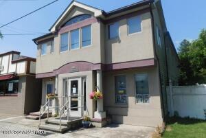 263 Prospect St, East Stroudsburg, PA 18301