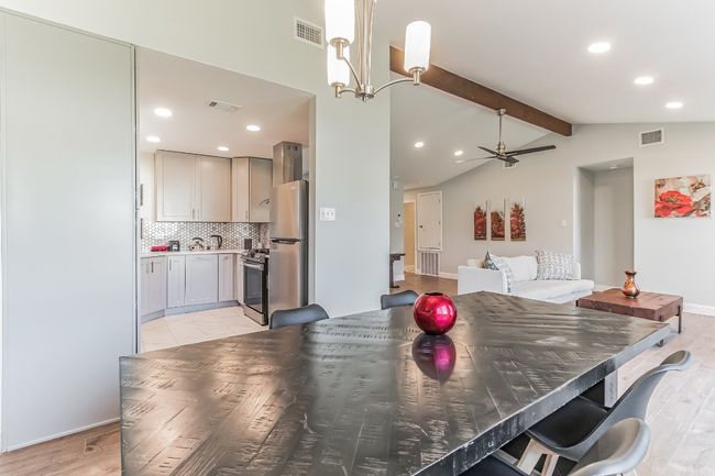 11406 Ruffed Grouse Dr, House other with 3 bedrooms, 2 bathrooms and 2 parking in Austin TX | Image 9