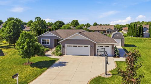 2616 Creekview Ct, Sheboygan, WI, 53081-8578 | Card Image