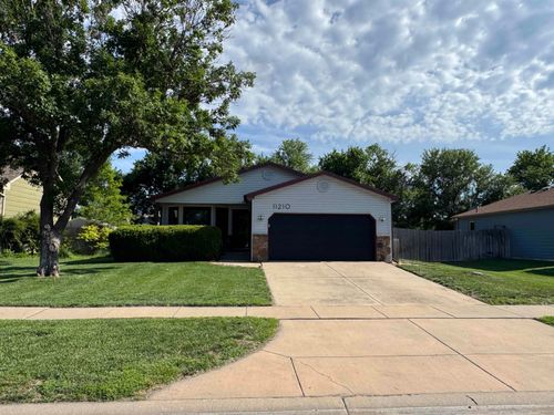 11210 W Jewell St, Wichita, KS, 67209-3241 | Card Image