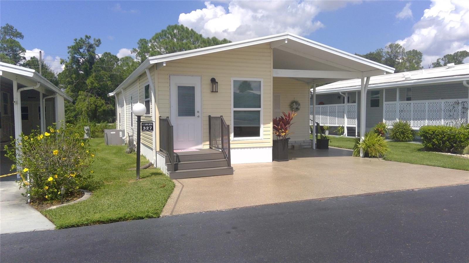 Pine Loop, Frostproof, FL 33843