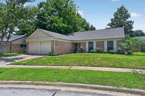 1807 Buckeye Dr, Flower Mound, TX, 75028-1256 | Card Image