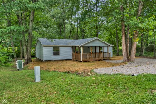 1015 Magnolia Pl, North Vernon, IN, 47265-9080 | Card Image