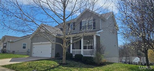 6828 Eagles View Dr, Pacific, MO, 63069-6323 | Card Image